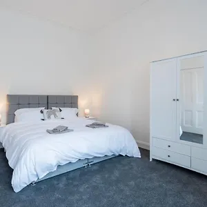  Holiday home River View United Kingdom